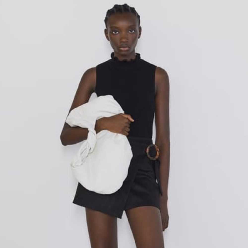 Zara Turtle black skort XS